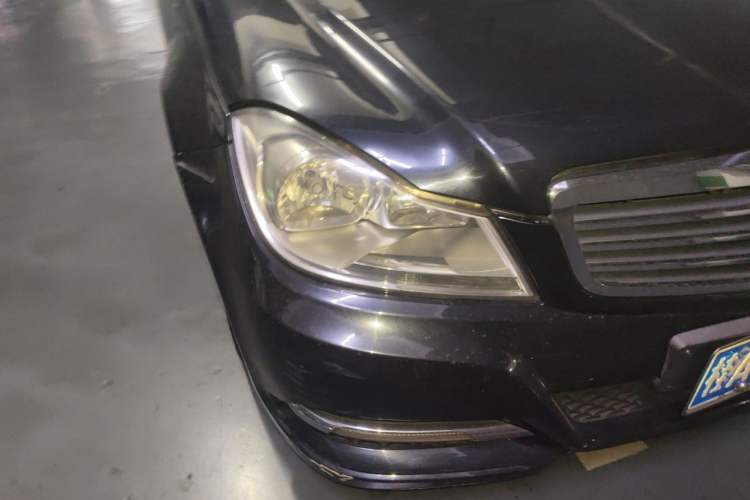 Used Mercedes-Benz C-Class 2010 C 180K Classic model Right Front Headlight