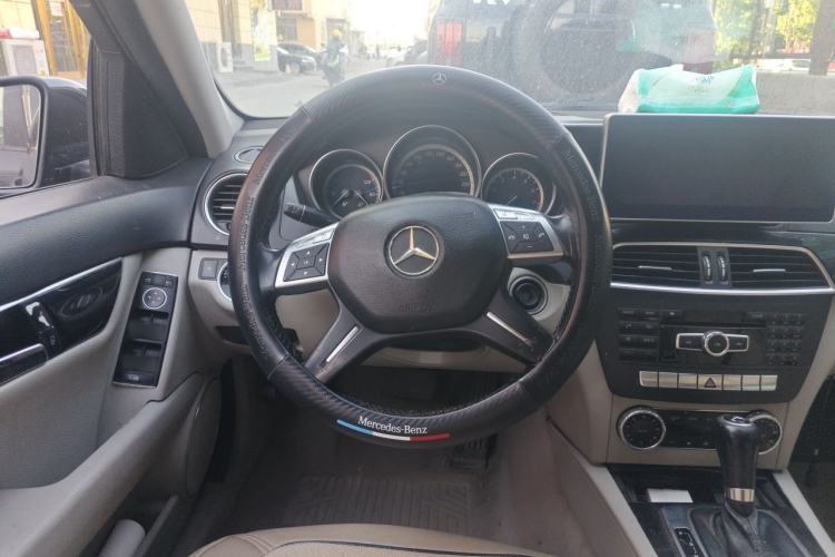 Used Mercedes-Benz C-Class 2010 C 180K Classic model Steering Wheel