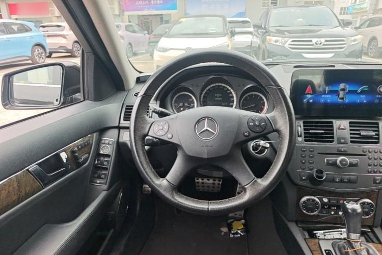 Used Mercedes-Benz C-Class 2010 C 200 CGI Fashion Model Steering Wheel