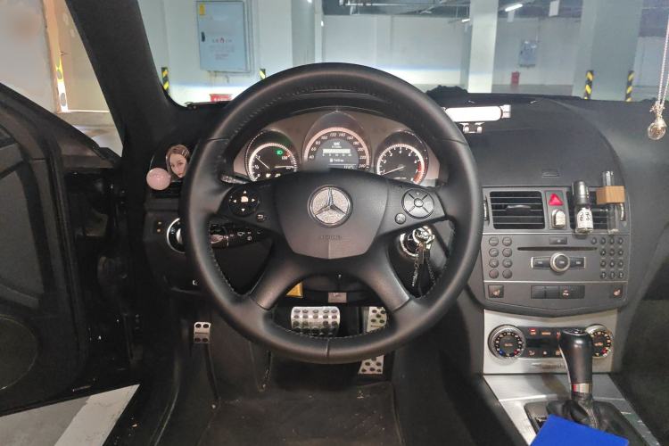 Used Mercedes-Benz C-Class 2010 C 200 CGI Estate Steering Wheel