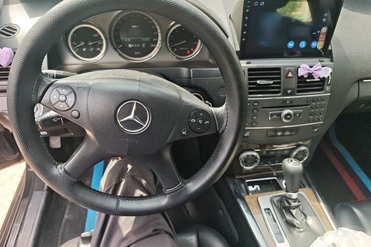 Used Mercedes-Benz C-Class 2010 C 200 CGI Fashion Model Steering Wheel
