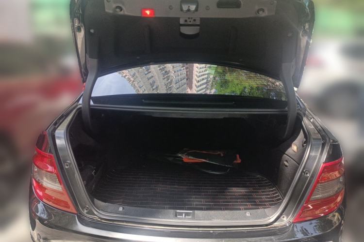 Used Mercedes-Benz C-Class 2010 C 180K Classic model Trunk