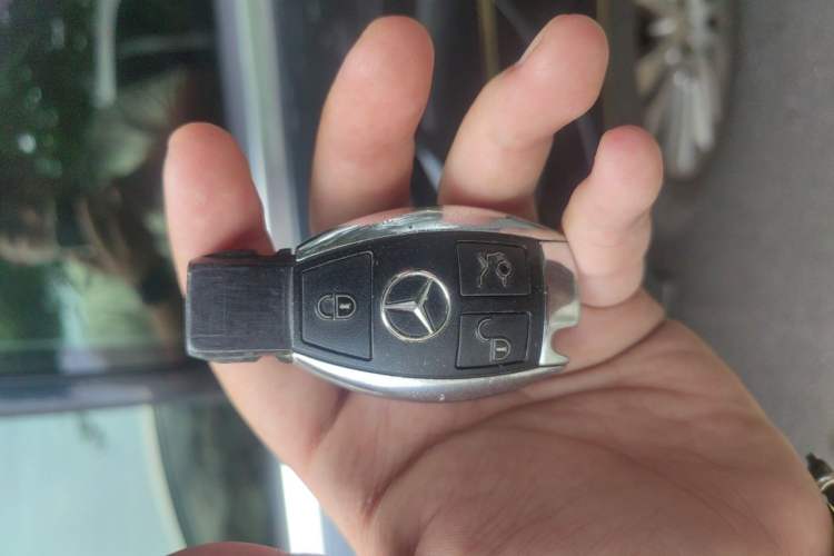 Used Mercedes-Benz C-Class 2010 C 200 CGI Elegance Model Vehicle Key