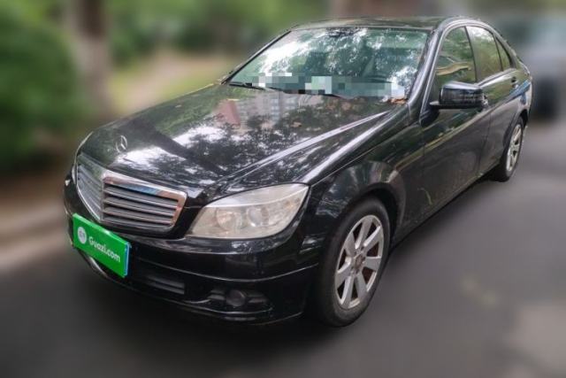 Used Mercedes-Benz C-Class 2010 C 180K Classic model