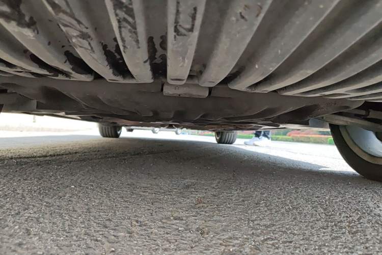 Used Mercedes-Benz C-Class 2010 C 300 Fashion Model Chassis Front
