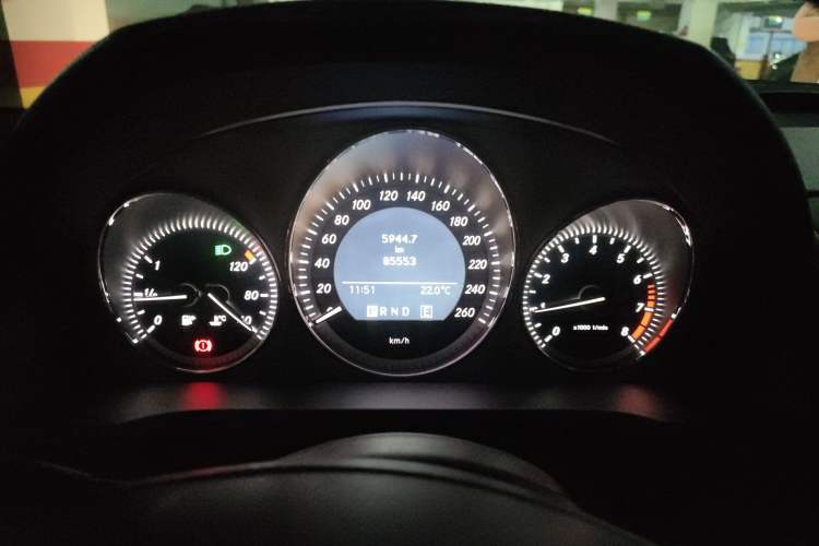 Used Mercedes-Benz C-Class 2010 C 200 CGI Estate Instrument Cluster