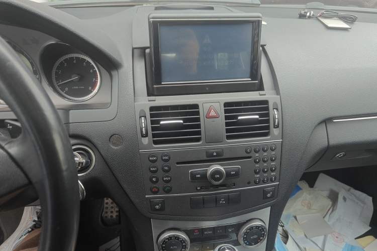 Used Mercedes-Benz C-Class 2010 C 200 CGI Estate Audio And AC Panel