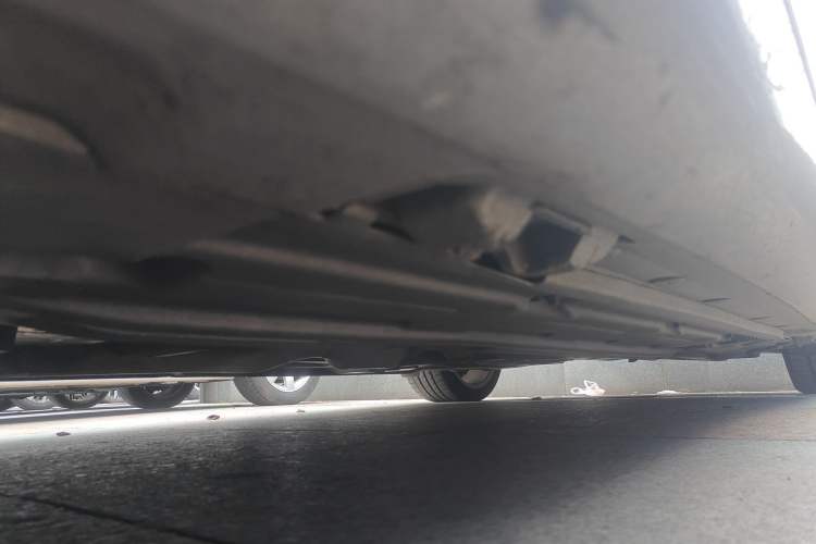 Used Mercedes-Benz C-Class 2010 C 200 CGI Estate Chassis Front Left