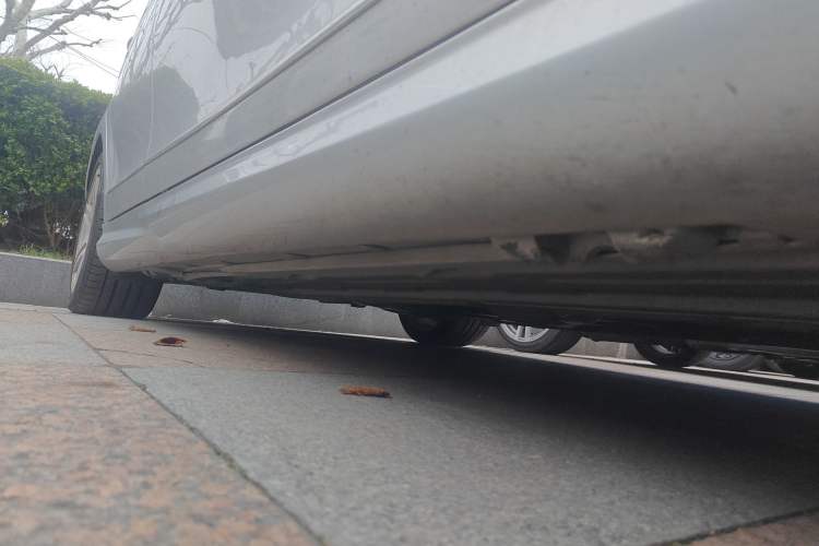 Used Mercedes-Benz C-Class 2010 C 200 CGI Estate Chassis Front Right