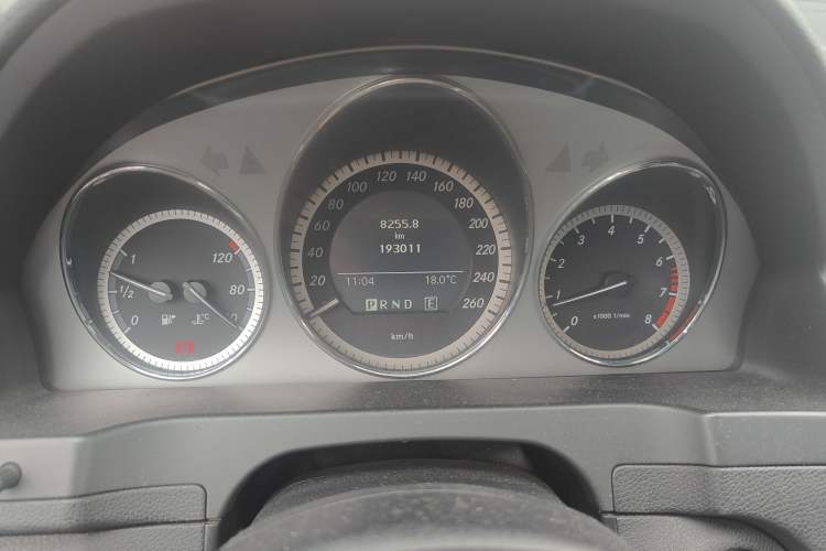 Used Mercedes-Benz C-Class 2010 C 200 CGI Estate Instrument Cluster