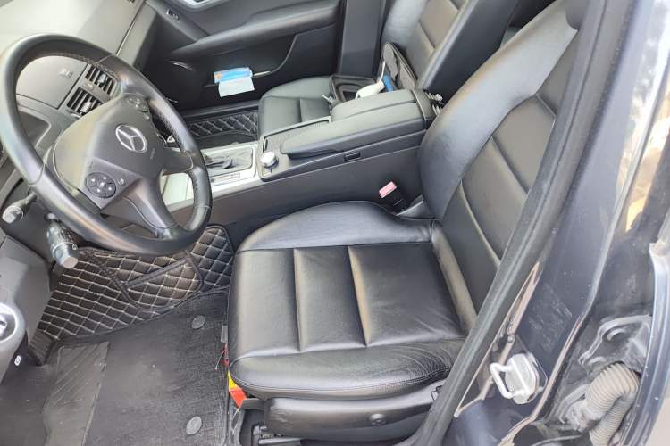 Used Mercedes-Benz C-Class 2010 C 300 Estate Left Front Seat