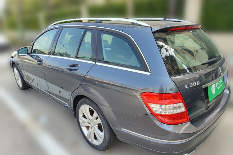 Used Mercedes-Benz C-Class 2010 C 300 Estate Rear Left 45 Deg