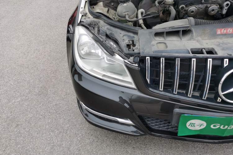 Used Mercedes-Benz C-Class 2010 C 180K Classic model Right Front Headlight