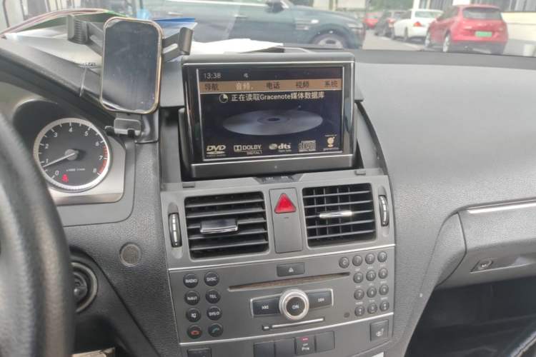 Used Mercedes-Benz C-Class 2010 C 300 Estate Audio And AC Panel