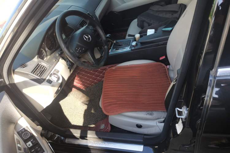 Used Mercedes-Benz C-Class 2010 C 200 CGI Estate Left Front Seat