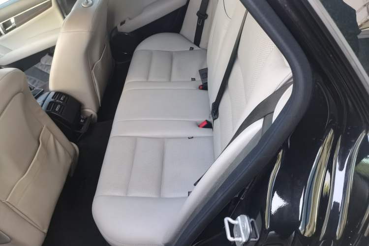 Used Mercedes-Benz C-Class 2010 C 200 CGI Estate Left Rear Seat