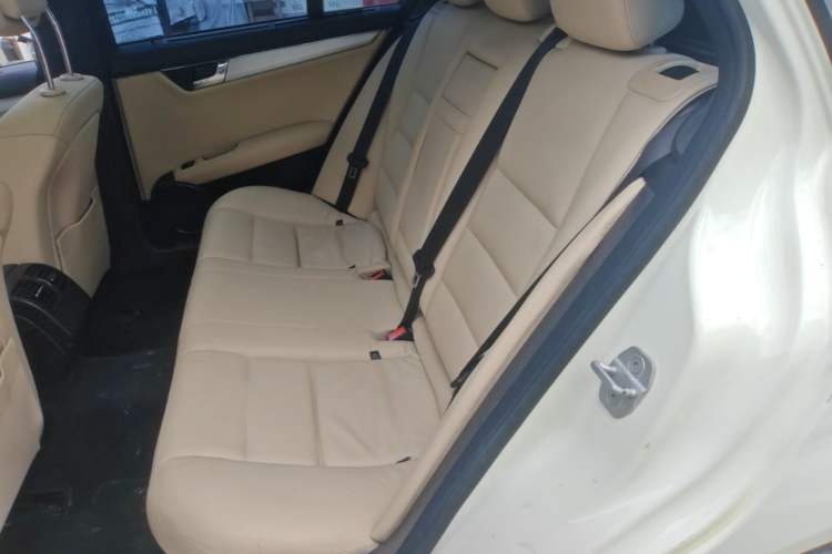Used Mercedes-Benz C-Class 2010 C 300 Estate Left Rear Seat