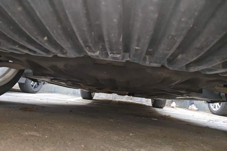 Used Mercedes-Benz C-Class 2010 C 180K Classic model Chassis Front