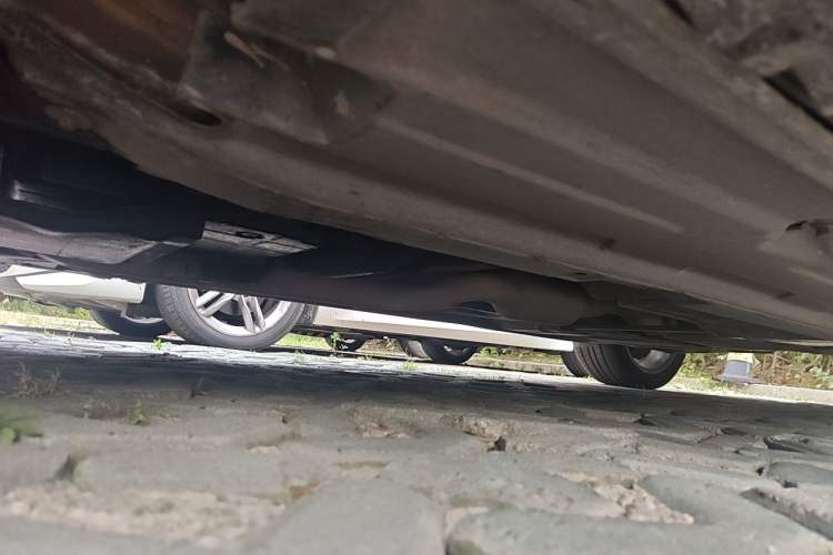 Used Mercedes-Benz C-Class 2010 C 200 CGI Fashion Model Chassis Front Left