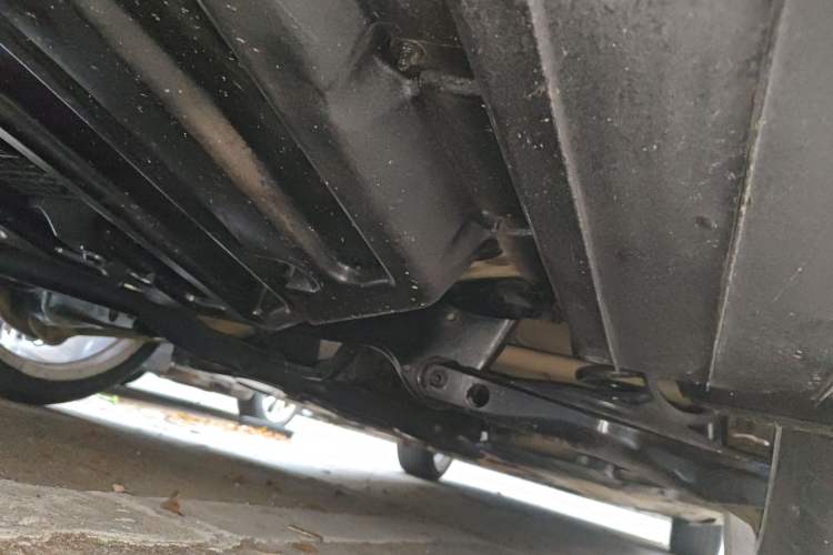 Used Mercedes-Benz C-Class 2010 C 180K Classic model Chassis Rear Right