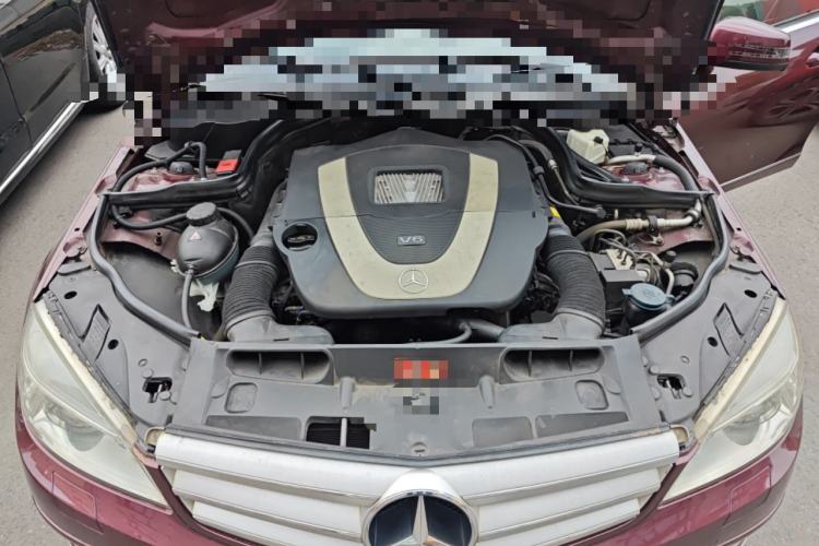 Used Mercedes-Benz C-Class 2010 C 260 Fashion Model Engine Bay