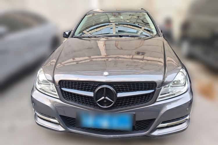 Used Mercedes-Benz C-Class 2010 C 180K Classic model Front