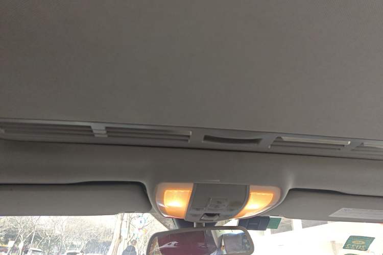 Used Mercedes-Benz C-Class 2010 C 200 CGI Elegance Model Headliner