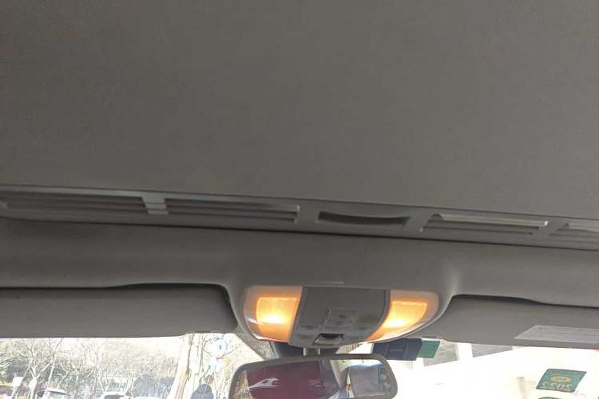 Used Mercedes-Benz C-Class 2010 C 200 CGI Elegance Model Headliner