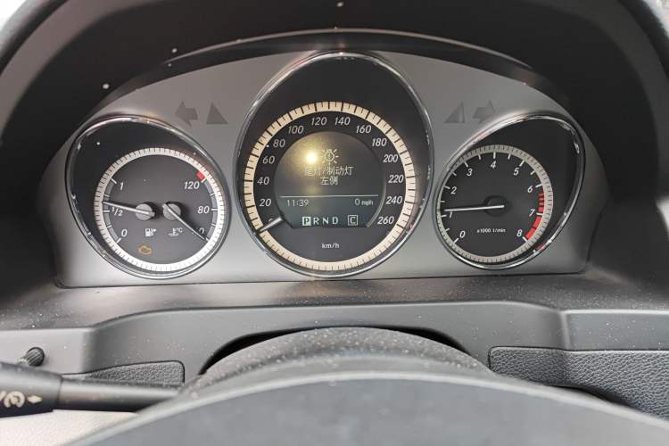 Used Mercedes-Benz C-Class 2010 C 260 Fashion Model Instrument Cluster