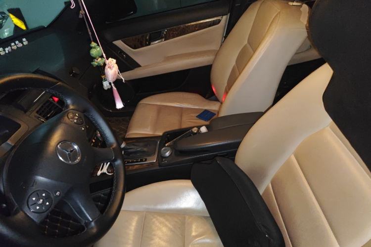 Used Mercedes-Benz C-Class 2010 C 200K Fashion Model Left Front Seat