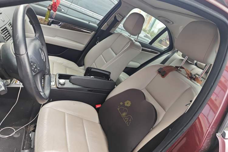 Used Mercedes-Benz C-Class 2010 C 260 Fashion Model Left Front Seat
