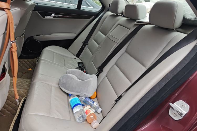 Used Mercedes-Benz C-Class 2010 C 260 Fashion Model Left Rear Seat