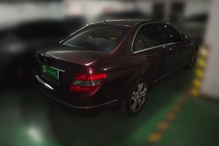 Used Mercedes-Benz C-Class 2010 C 200K Fashion Model Rear Right 45 Deg