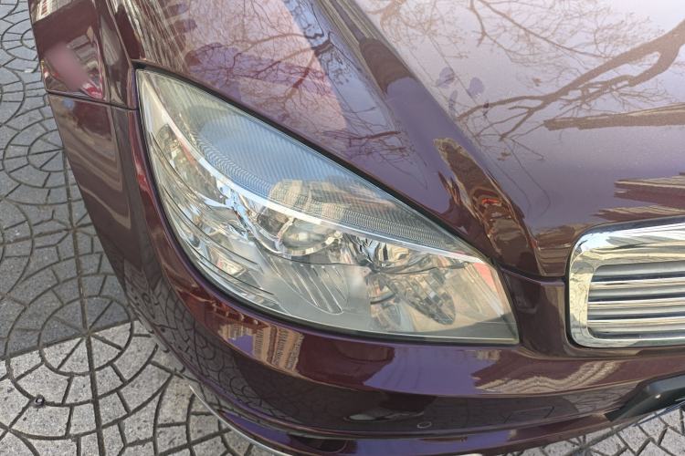 Used Mercedes-Benz C-Class 2010 C 200 CGI Elegance Model Right Front Headlight
