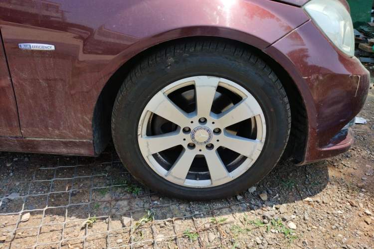 Used Mercedes-Benz C-Class 2010 C 180K Classic model Right Front Wheel Hub