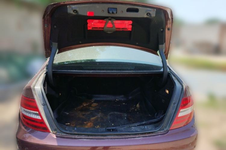 Used Mercedes-Benz C-Class 2010 C 180K Classic model Trunk