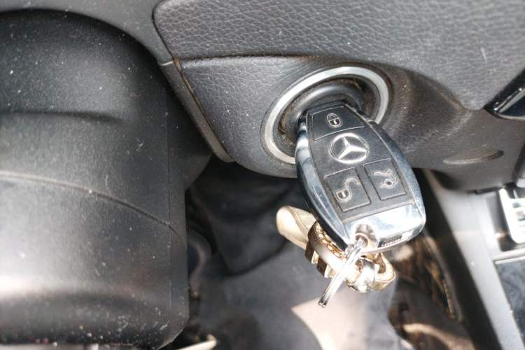 Used Mercedes-Benz C-Class 2010 C 180K Classic model Vehicle Key
