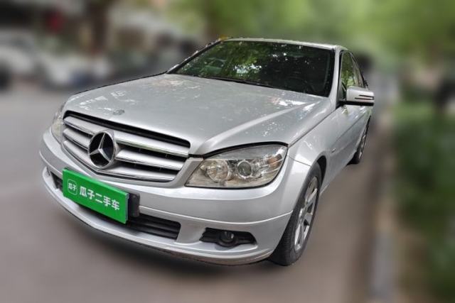 Used Mercedes-Benz C-Class 2010 C 180K Classic model