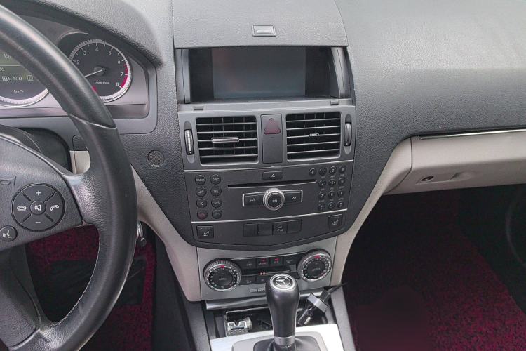 Used Mercedes-Benz C-Class 2010 C 200 CGI Estate Audio And AC Panel