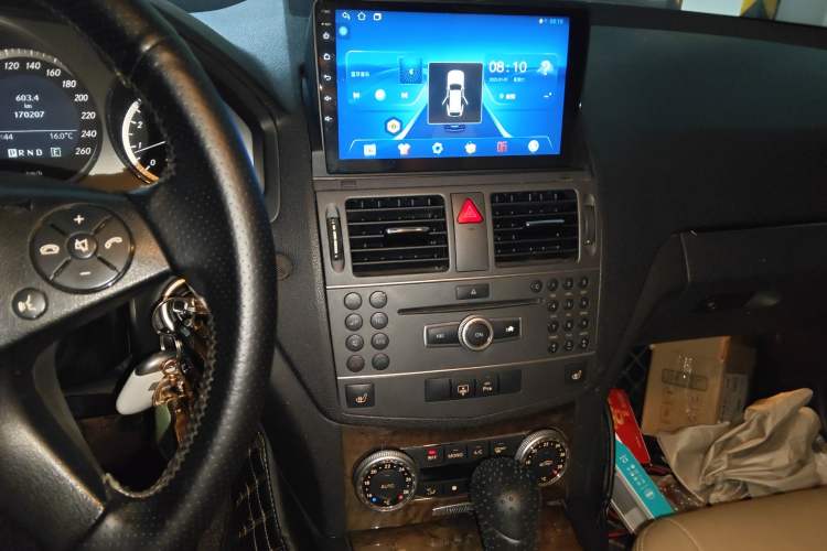 Used Mercedes-Benz C-Class 2010 C 200 CGI Fashion Model Audio And AC Panel