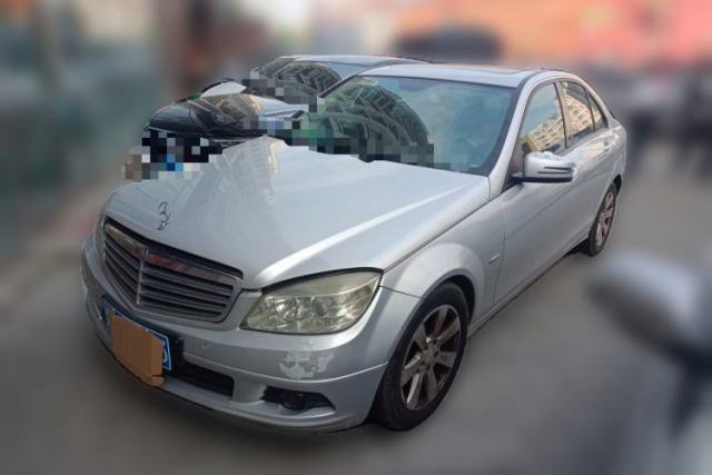 Used Mercedes-Benz C-Class 2010 C 180K Classic model