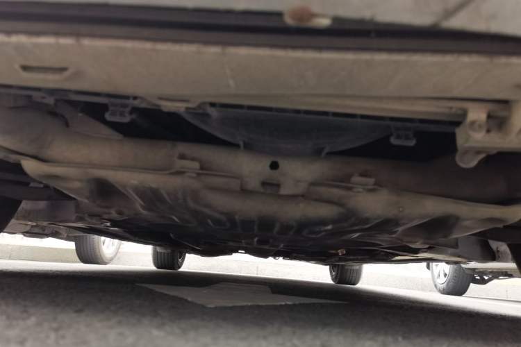 Used Mercedes-Benz C-Class 2010 C 180K Classic model Chassis Front