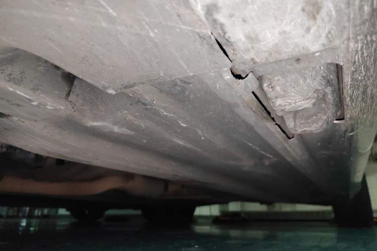 Used Mercedes-Benz C-Class 2010 C 200 CGI Fashion Model Chassis Front Left