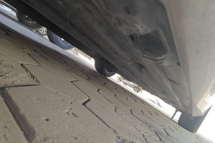 Used Mercedes-Benz C-Class 2010 C 180K Classic model Chassis Front Left