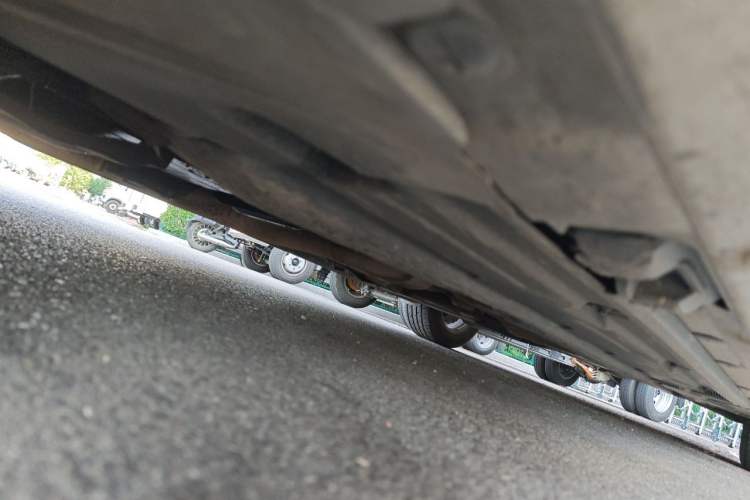 Used Mercedes-Benz C-Class 2010 C 180K Classic model Chassis Front Left