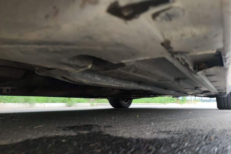 Used Mercedes-Benz C-Class 2010 C 180K Classic model Chassis Front Left