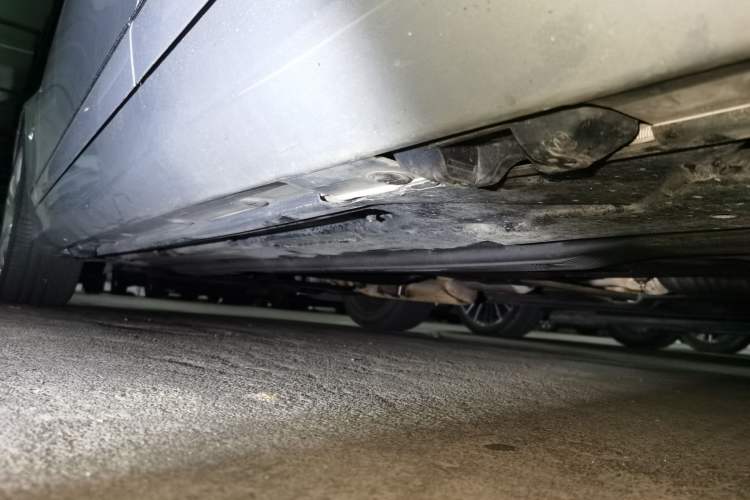 Used Mercedes-Benz C-Class 2010 C 200 CGI Fashion Model Chassis Rear Left