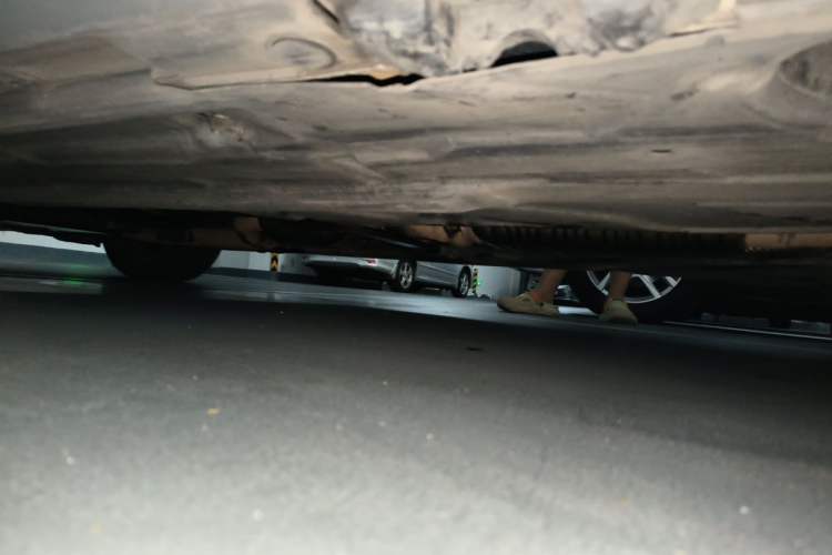 Used Mercedes-Benz C-Class 2010 C 200 CGI Fashion Model Chassis Rear Left