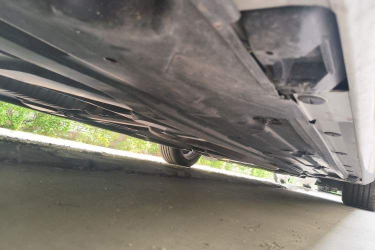 Used Mercedes-Benz C-Class 2010 C 180K Classic model Chassis Rear Right