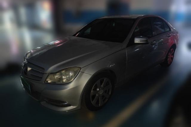 Used Mercedes-Benz C-Class 2010 C 180K Classic model